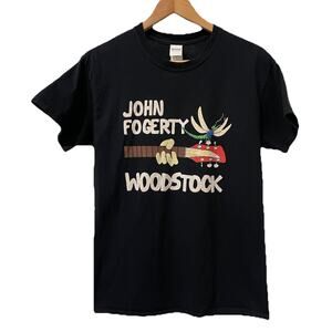 John Fogerty Woodstock Black Graphic T-Shirt Med Music Rock Band Concert Reprint